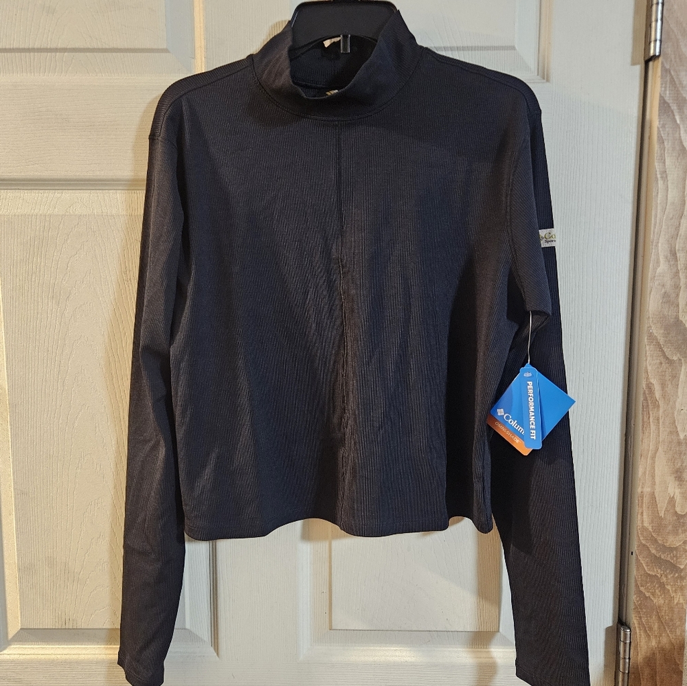 Columbia Wallowa Cropped Long Sleeve Shirt: BLACK: New With Tags: Size XL